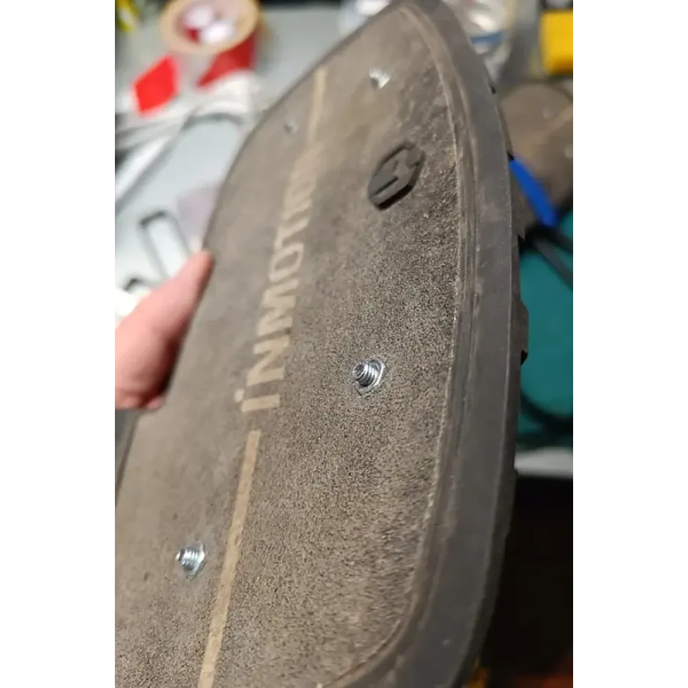 Off road pedals for InMotion V8F/V10/V11. Spikes, adapters and installation.