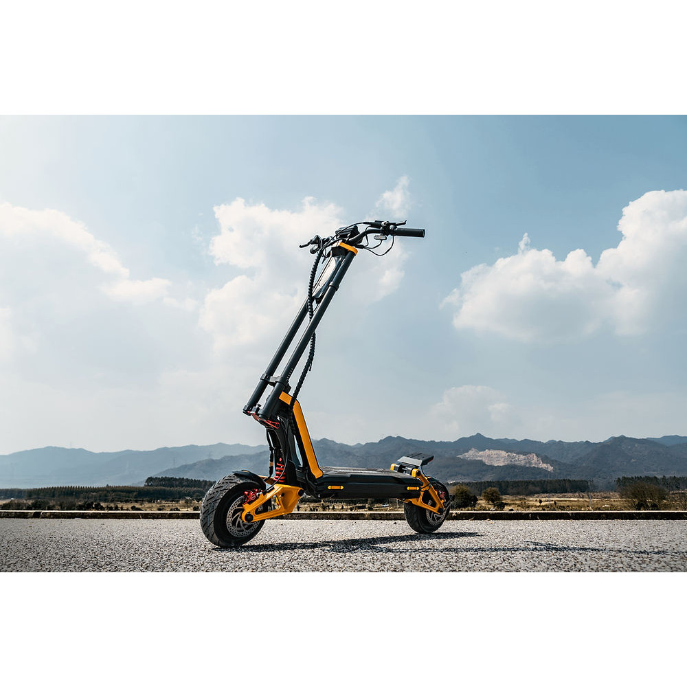INMOTION RS: Ultra-high Performance Transforming E-scooter